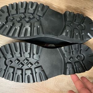 Black 👞 loafers for women size 9 BCBG brand